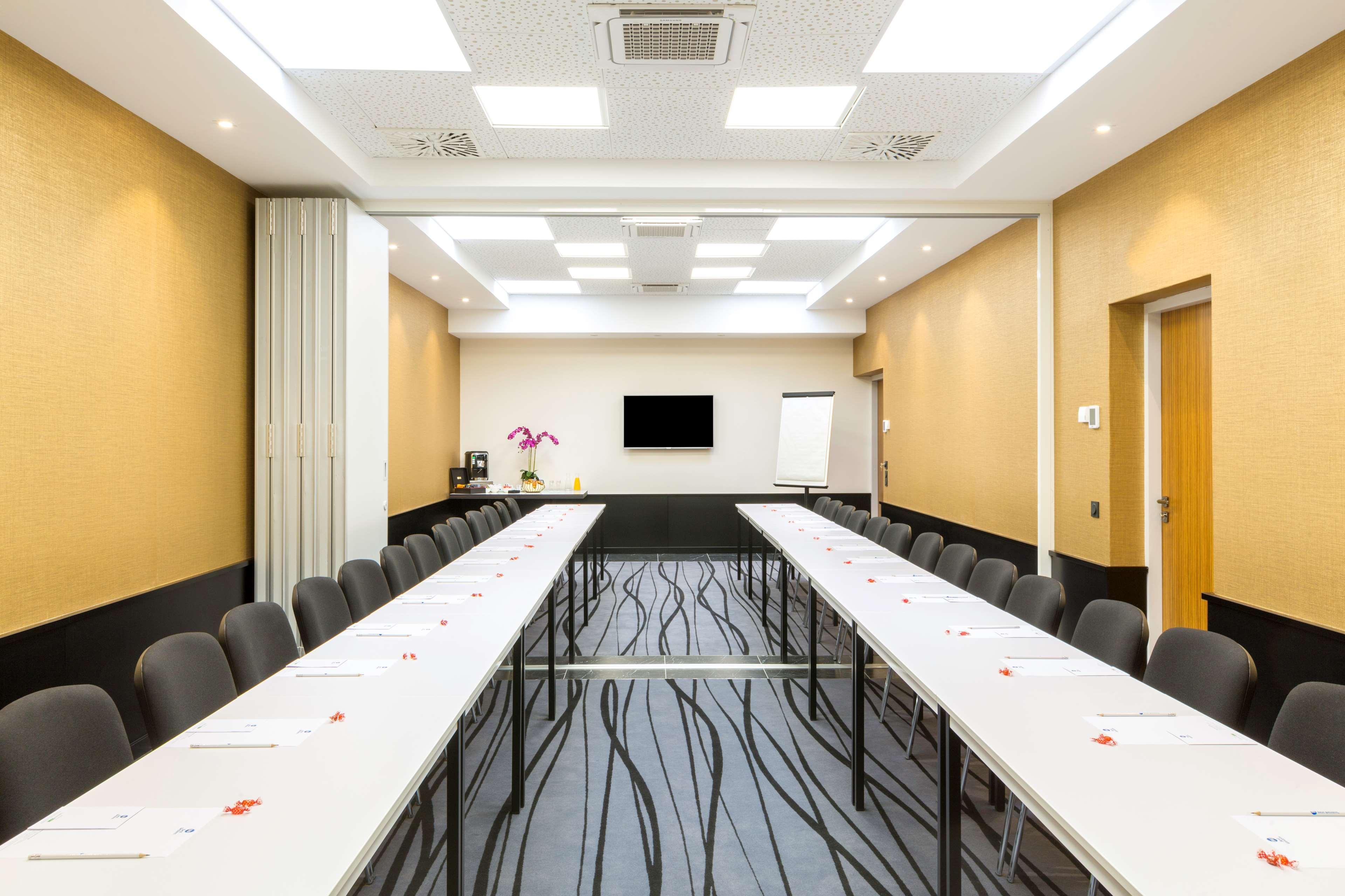 Western Journel Paris Sud Hotel Ris-Orangis